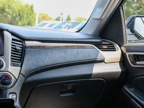 Used 2016 GMC Yukon XL Denali w/ Open Road Package AWD/4WD image 15