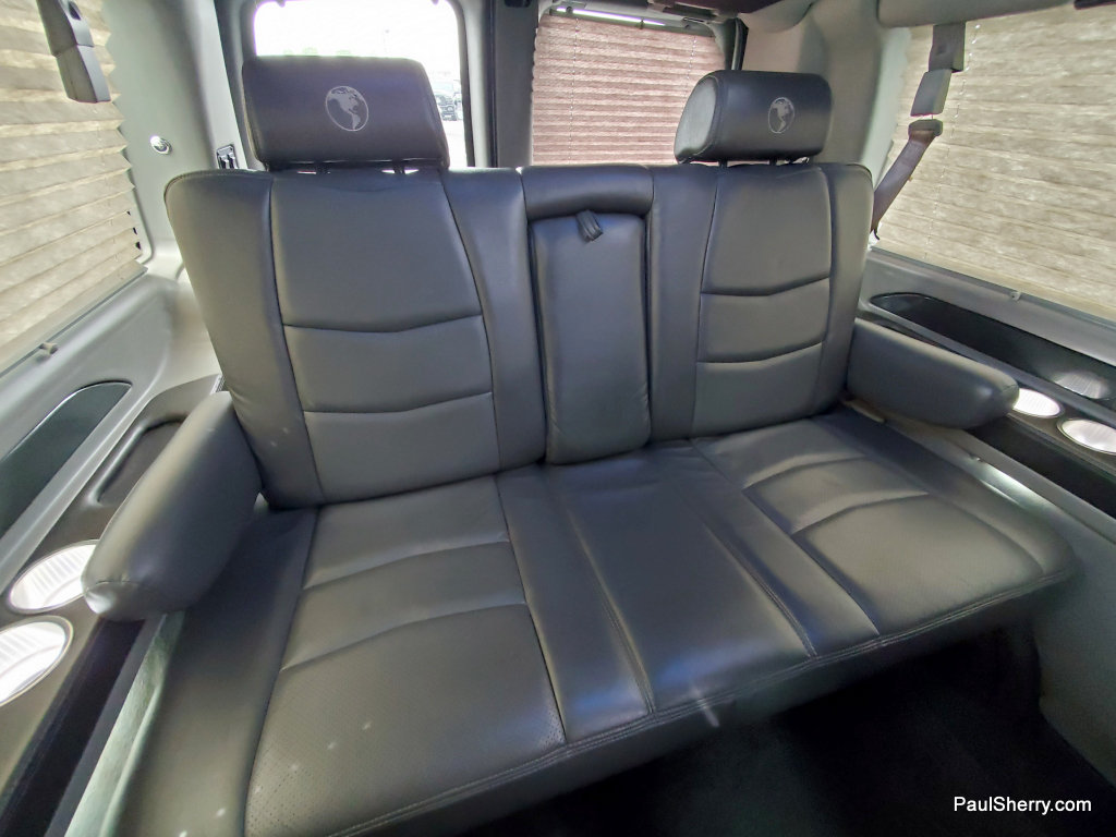 Used 2020 GMC Savana 2500 Extended w/ Enhanced Convenience Package RWD image 30