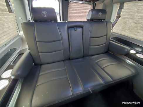Used 2020 GMC Savana 2500 Extended w/ Enhanced Convenience Package RWD image 30
