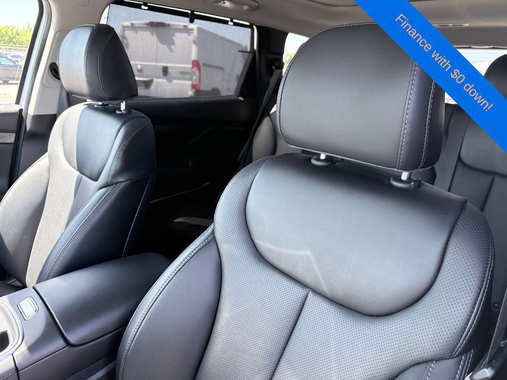Used 2023 Hyundai Santa Fe SEL Premium AWD/4WD image 11