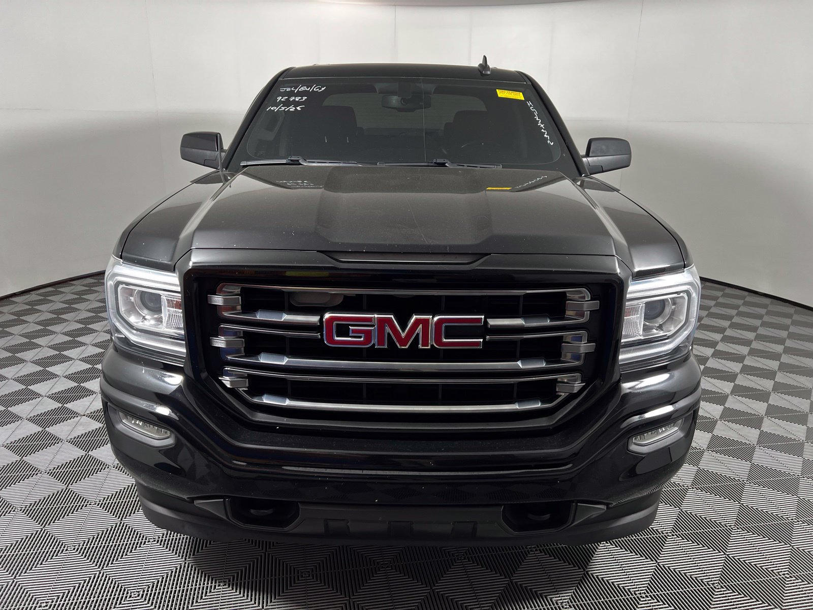 Used 2017 GMC Sierra 1500 SLT w/ All Terrain Package AWD/4WD image 2