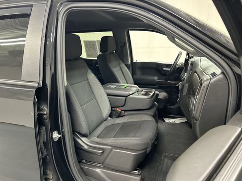 Used 2021 Chevrolet Silverado 1500 LT image 22