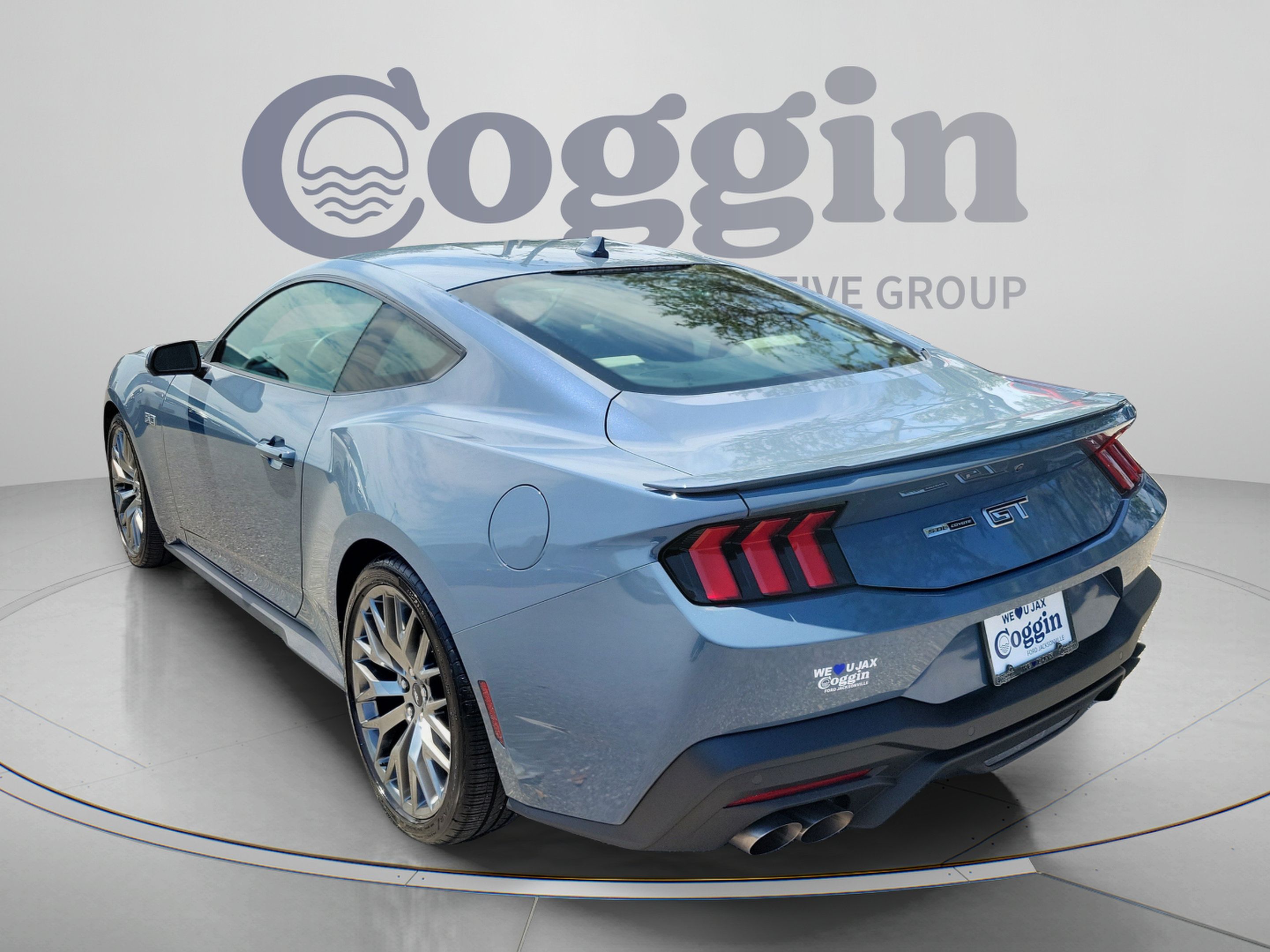Used 2024 Ford Mustang GT Premium RWD image 2