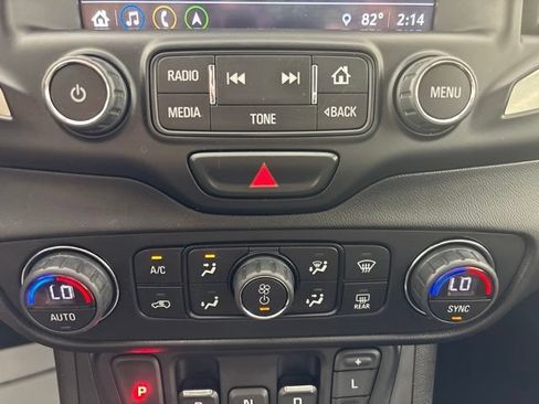Used 2018 GMC Terrain SLT w/ Preferred Package AWD/4WD image 10