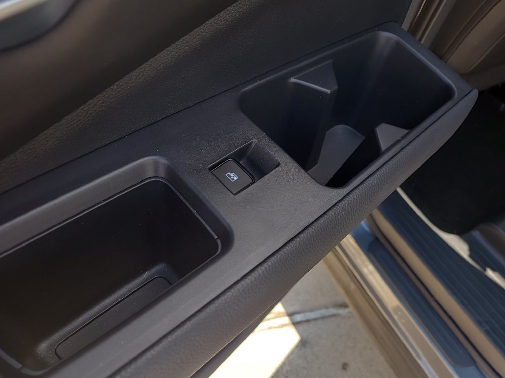 Certified 2025 Nissan Pathfinder SL FWD image 16
