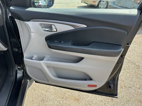 Used 2017 Honda Pilot EX-L image 23