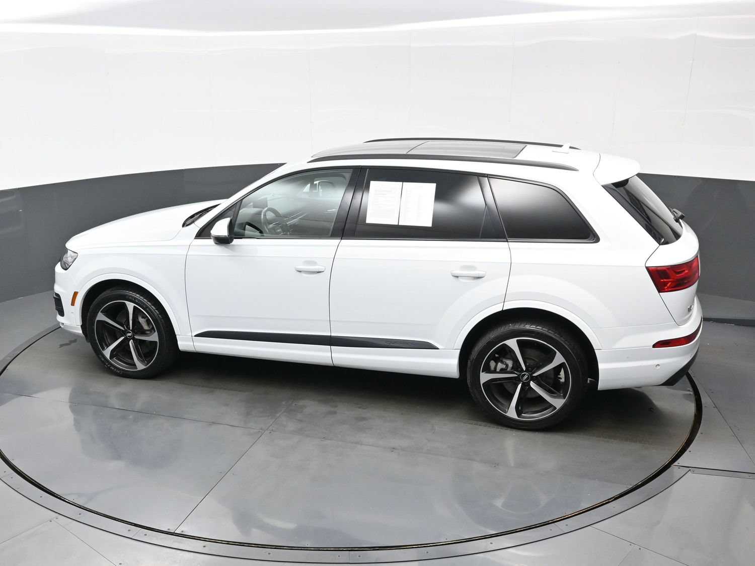 Used 2019 Audi Q7 3.0T Prestige AWD/4WD image 38