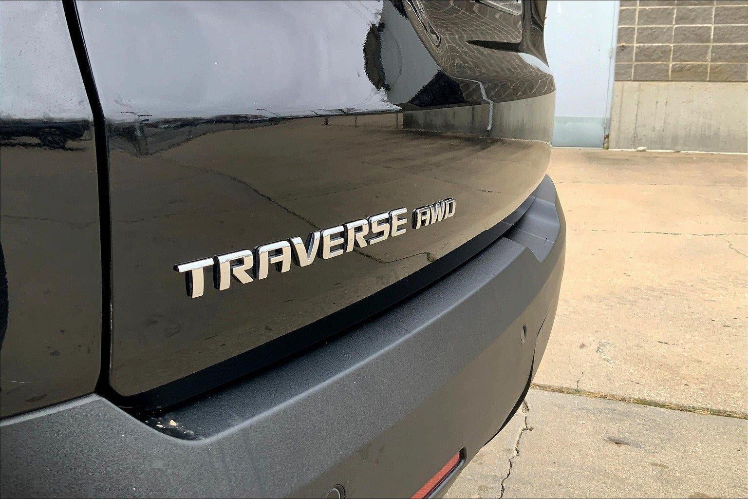 Used 2020 Chevrolet Traverse LT w/ LT Premium Package AWD/4WD image 30