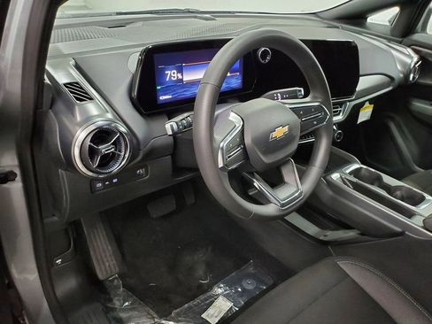 New 2026 Chevrolet Equinox EV LT image 11