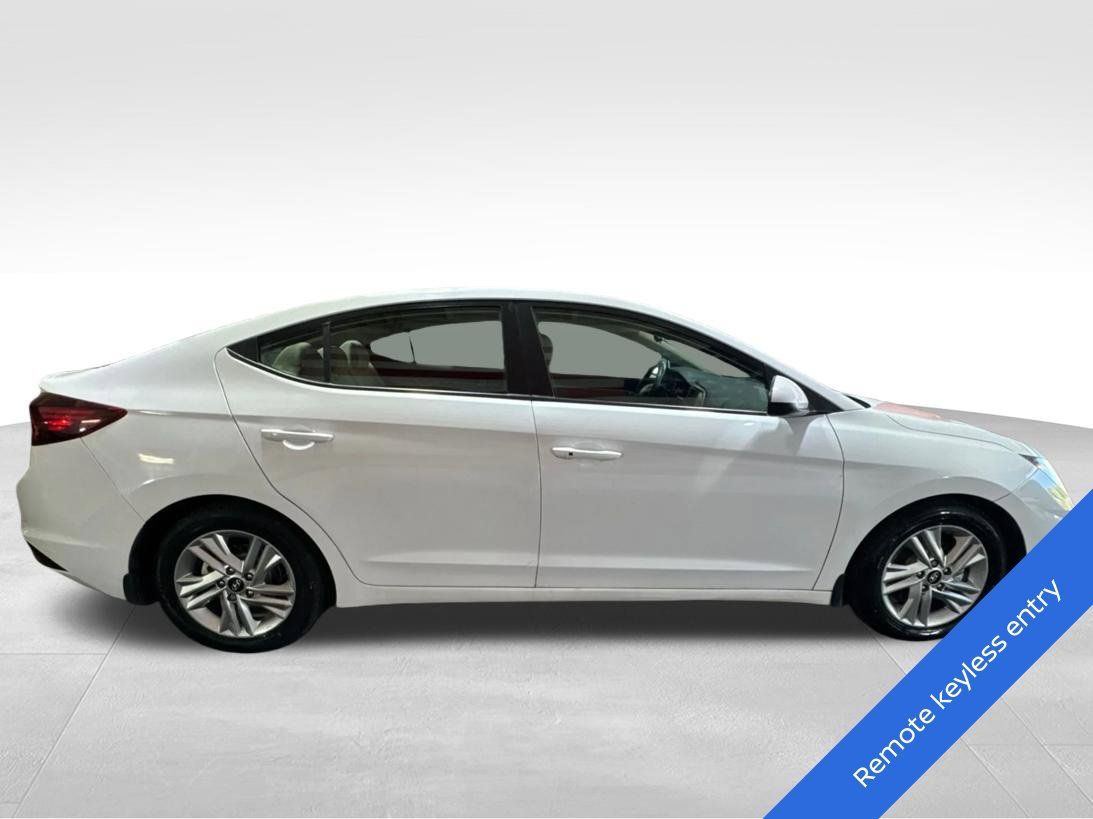 Used 2020 Hyundai Elantra Value Edition FWD image 4
