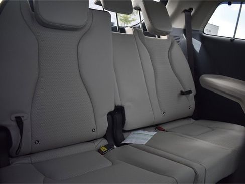 New 2026 Kia Carnival SX Prestige image 15