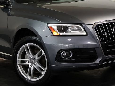 Used 2017 Audi Q5 2.0T Premium Plus w/ Technology Package AWD/4WD image 8