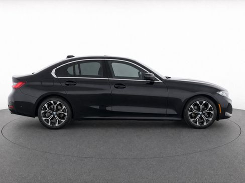 Used 2025 BMW 330i Sedan RWD image 2