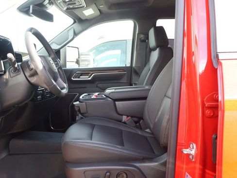 New 2026 Chevrolet Silverado 2500 LT w/ Safety Package AWD/4WD image 13