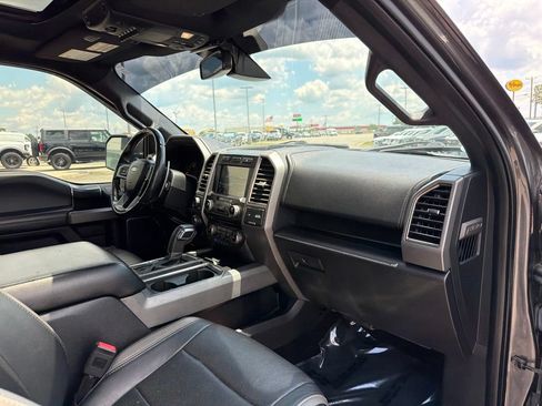 Used 2018 Ford F150 Raptor w/ Equipment Group 802A Luxury AWD/4WD image 25