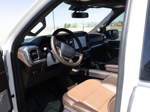Used 2024 Ford F150 King Ranch w/ FX4 Off-Road Package image 5