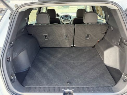 Used 2022 Chevrolet Equinox LT FWD image 24