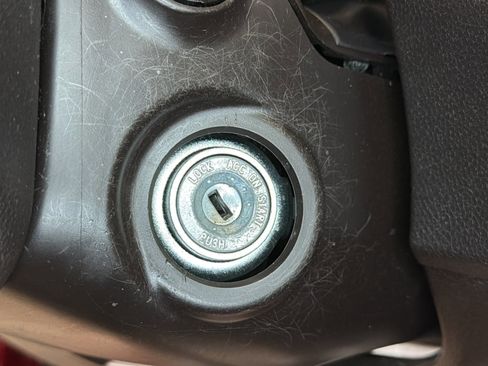 Used 2014 Hyundai Santa Fe Sport FWD image 33