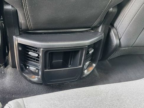 Used 2019 RAM 1500 Big Horn AWD/4WD image 23