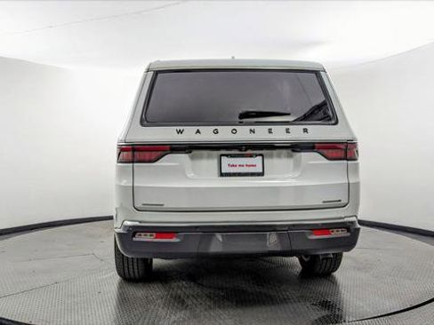 Used 2022 Jeep Wagoneer Series II image 7