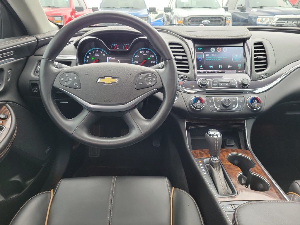 Used 2015 Chevrolet Impala LTZ FWD image 12