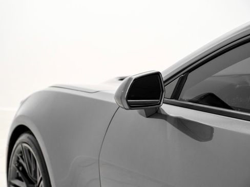 Used 2020 Chevrolet Camaro ZL1 image 36