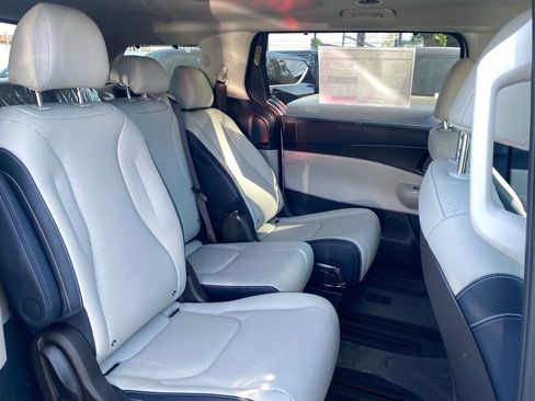 New 2026 Kia Carnival SX Prestige image 22