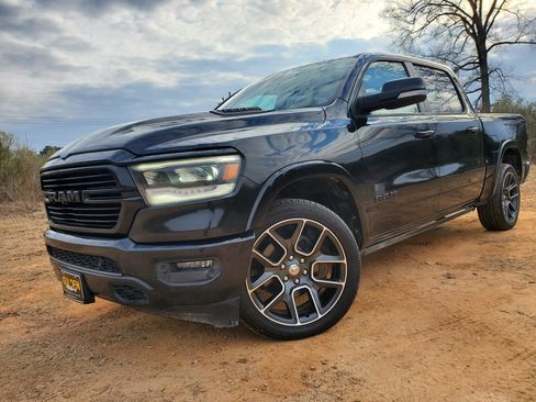 Used 2019 RAM 1500 Laramie image 2