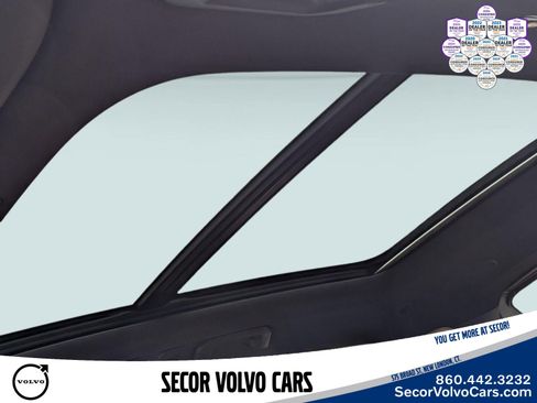 Used 2023 Volvo XC60 B5 Plus w/ Climate Package AWD/4WD image 15