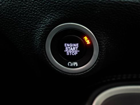 Used 2022 Dodge Challenger R/T Scat Pack RWD image 27