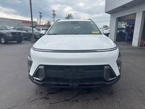 Used 2024 Hyundai Kona SEL AWD/4WD image 7