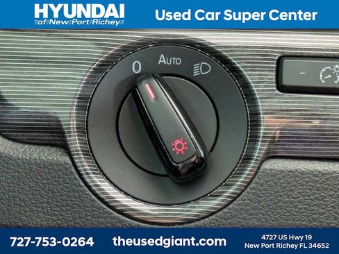Used 2020 Volkswagen Passat 2.0T R-Line FWD image 27