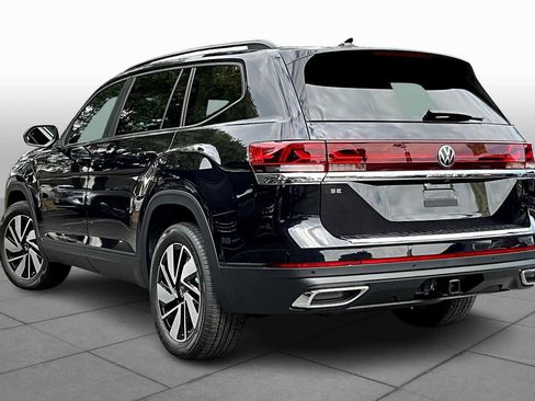 New 2026 Volkswagen Atlas SE image 12