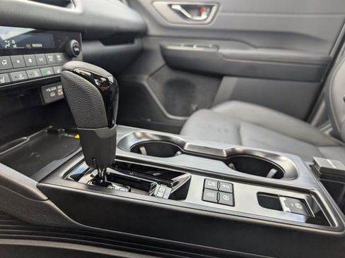 Certified 2026 Subaru Outback Touring AWD/4WD image 19