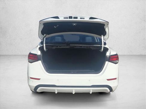 Used 2024 Nissan Sentra SV image 6