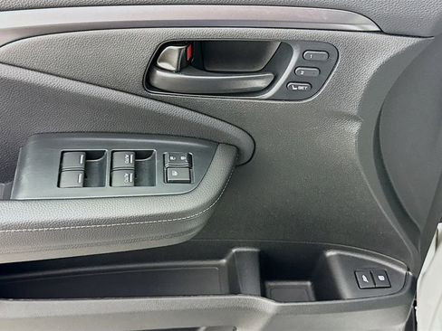 Certified 2023 Honda Passport EX-L image 17