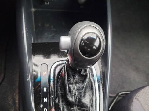 Used 2012 Kia Forte EX image 19