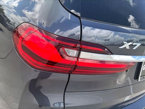 Used 2020 BMW X7 xDrive40i w/ Executive Package AWD/4WD image 27