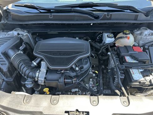Used 2021 Chevrolet Blazer RS w/ Enhanced Convenience Package FWD image 12