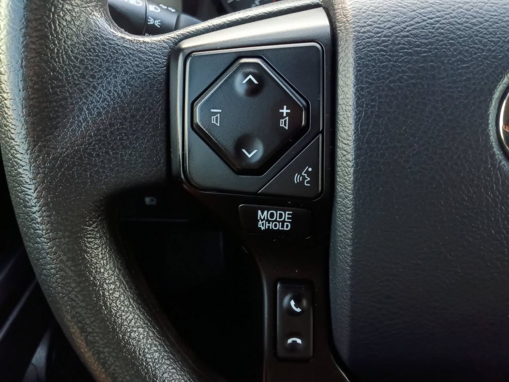 Used 2018 Toyota Tacoma SR w/ SR Convenience Package RWD image 11
