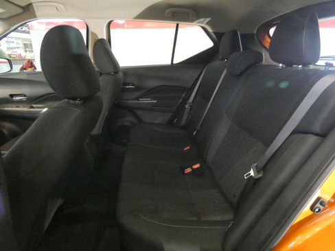 Used 2024 Nissan Kicks SV FWD image 21