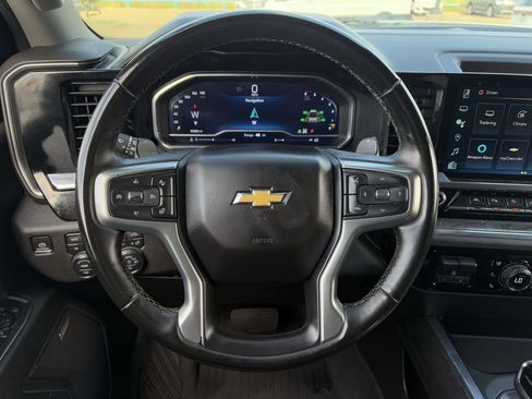 Used 2024 Chevrolet Silverado 1500 LTZ AWD/4WD image 14