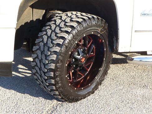 Used 2014 Chevrolet Silverado 1500 High Country w/ High Country Premium Package image 22