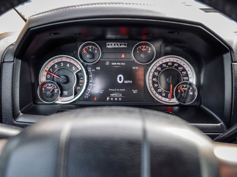 Used 2015 RAM 3500 Laramie w/ Convenience Group AWD/4WD image 20