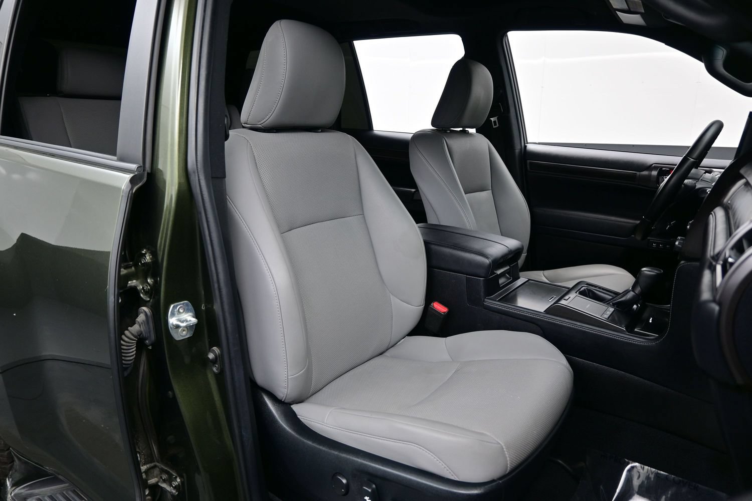 Used 2023 Lexus GX 460 w/ Black Line Special Edition AWD/4WD image 14