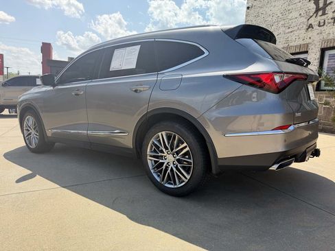 Used 2024 Acura MDX SH-AWD w/ Advance Package image 8