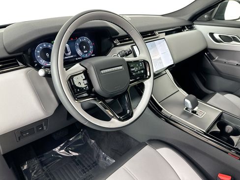 Used 2026 Land Rover Range Rover Velar S image 10