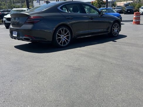 Used 2025 Genesis G70 2.5T RWD image 6