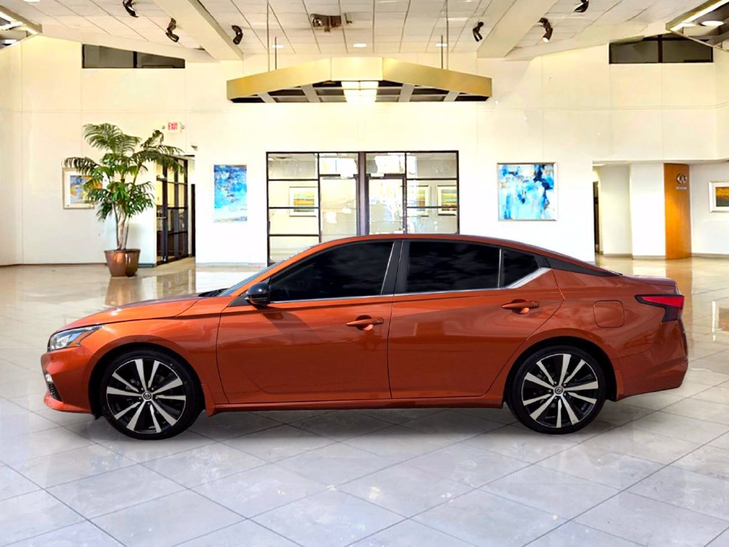 Used 2019 Nissan Altima 2.5 SR w/ SR Premium Package FWD image 8