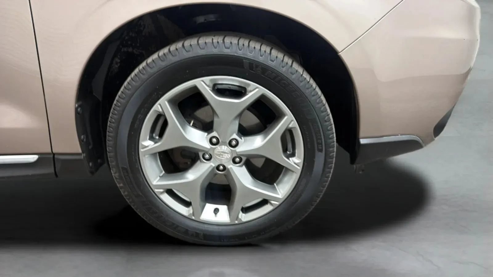 Used 2015 Subaru Forester 2.5i Touring w/ Eyesight & Navigation System AWD/4WD image 25